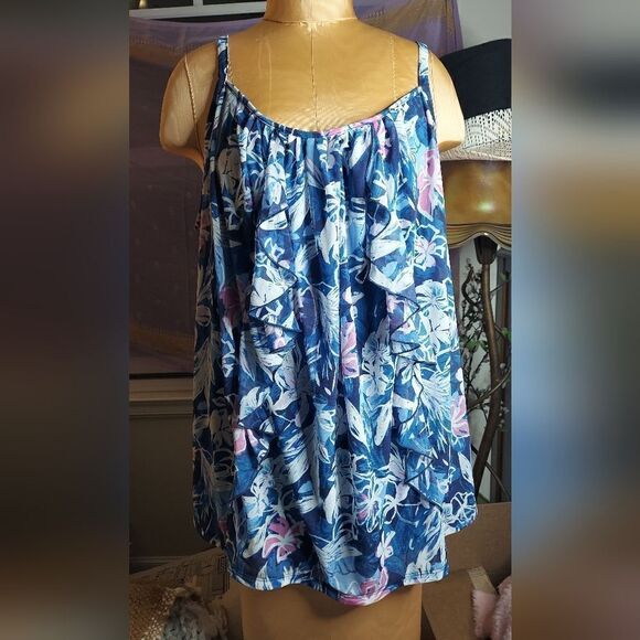 Lane Bryant Womens Spring/Summer Blouse Cascading Ruffles Size 18/20 - Picture 11 of 11